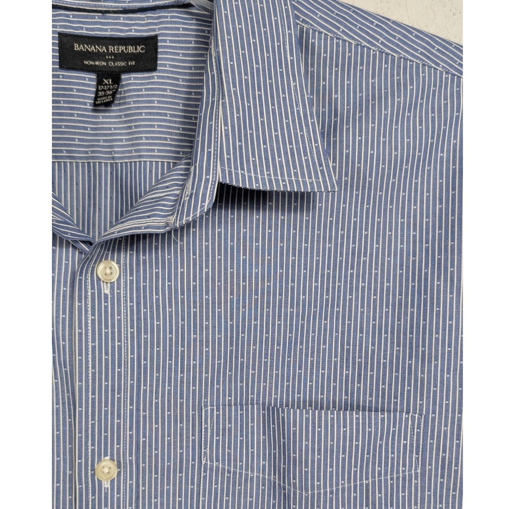 Banana Republic Button Down Shirt Mens XL Blue Dobby Stripe Non-Iron Classic Fit